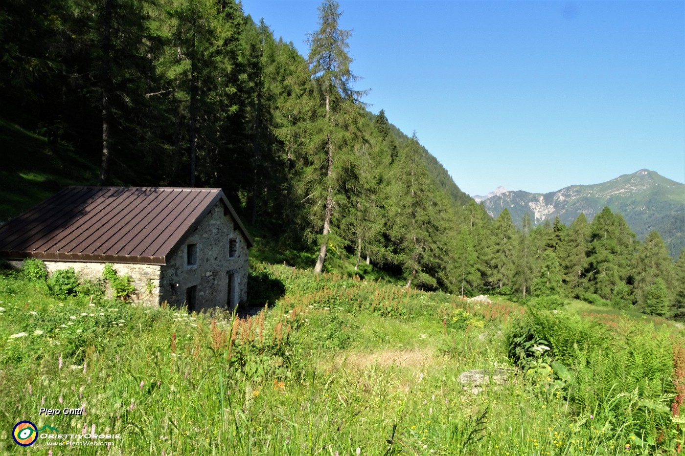 21 Baita a Bas (1730 m).JPG